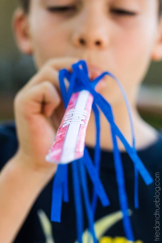 4th of July Paper Firecrackers for Kids - Fun