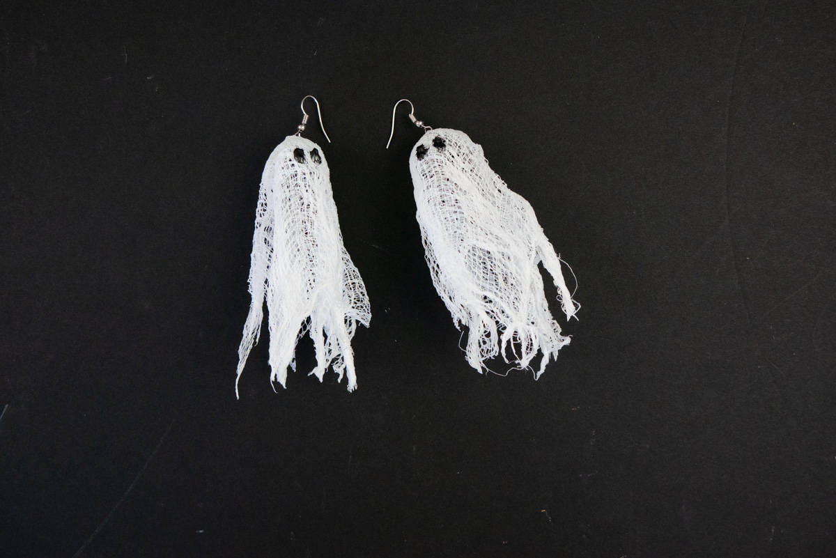 Cute & Easy Halloween Cheesecloth Ghost DIY Earrings